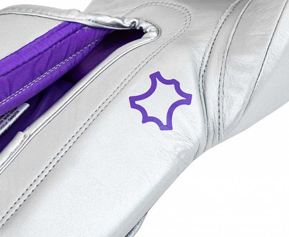 Перчатки снарядные Clinch Undefeated Russian Team серебристые C163RT