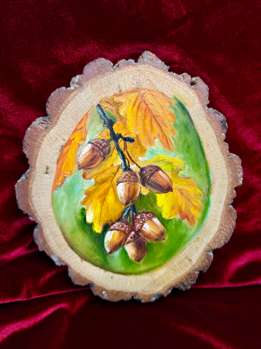Веточка дуба - картина маслом на срезе дуба с корой | Художница Ефимова Ольга