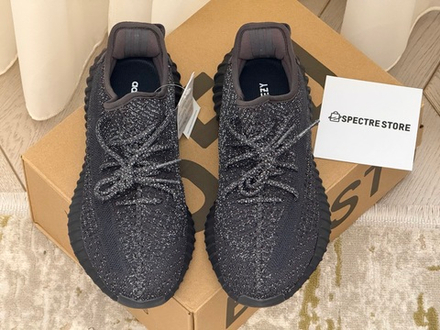 Yееzy Boost 350 v2 Black Reflective