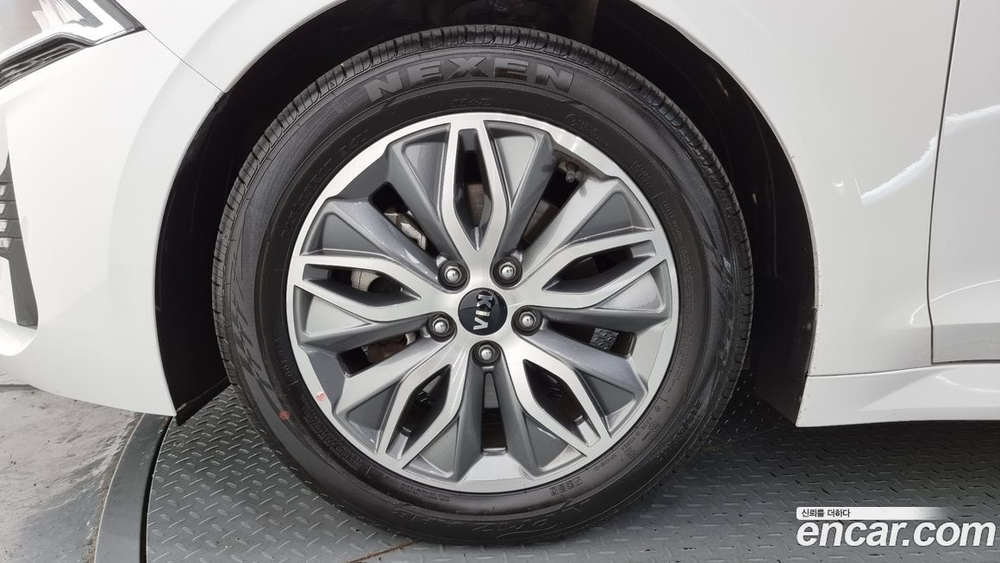 Kia K5 (Optima) Hybrid 3 Generation Prestige (04.2021)