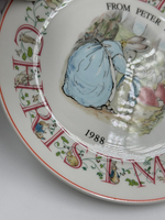Тарелка Merry Christmas from Peter Rabbit Wedgwood 1988 год