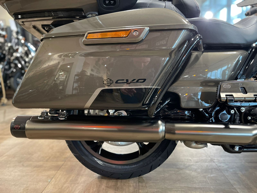 Harley-Davidson CVO Limited 2021 (Customized)