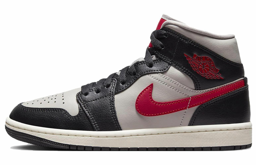 Кроссовки Jordan Air Jordan 1 (Женская размерная сетка)