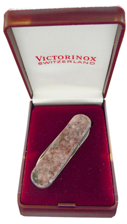 Нож-брелок Victorinox Classic LE, 58 мм, 4 функции, рукоять из натур. камня, "Belo Horizonte" (подар