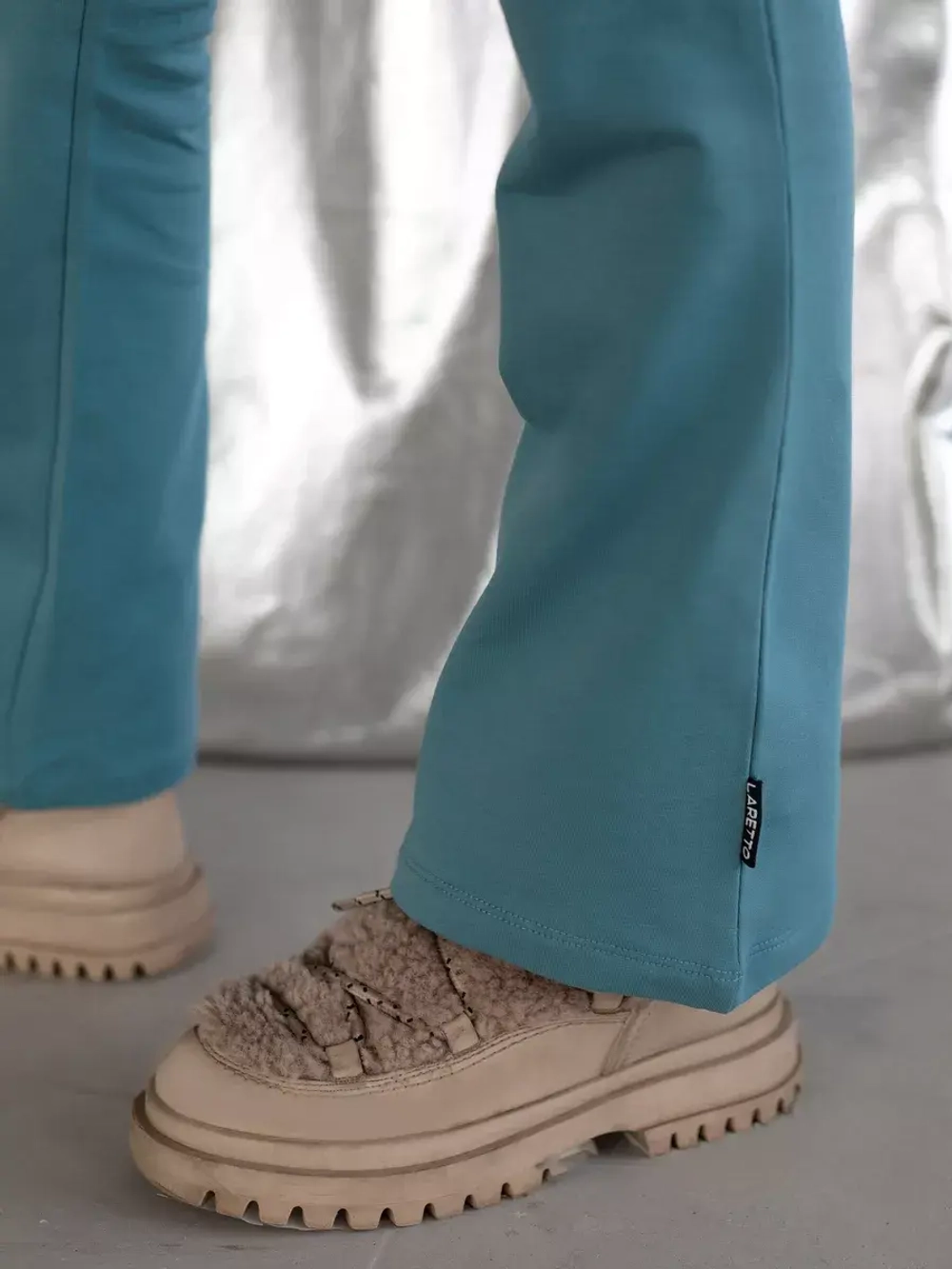 Штаны для девочки клеш голубые