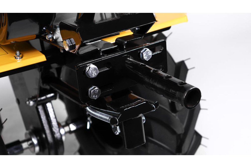 Бензиновый мотоблок CHAMPION BC8738