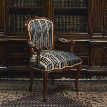 Кресло в стиле Людовика XV