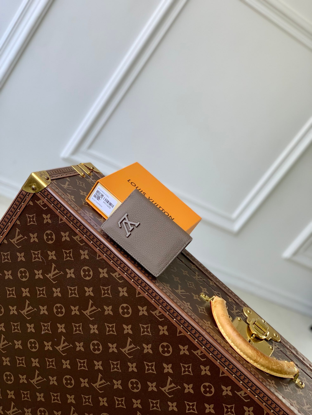 Louis Vuitton Pocket Organizer