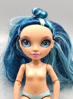 Кукла Rainbow High Скайлер Брэдшоу - Средняя Школа 0271