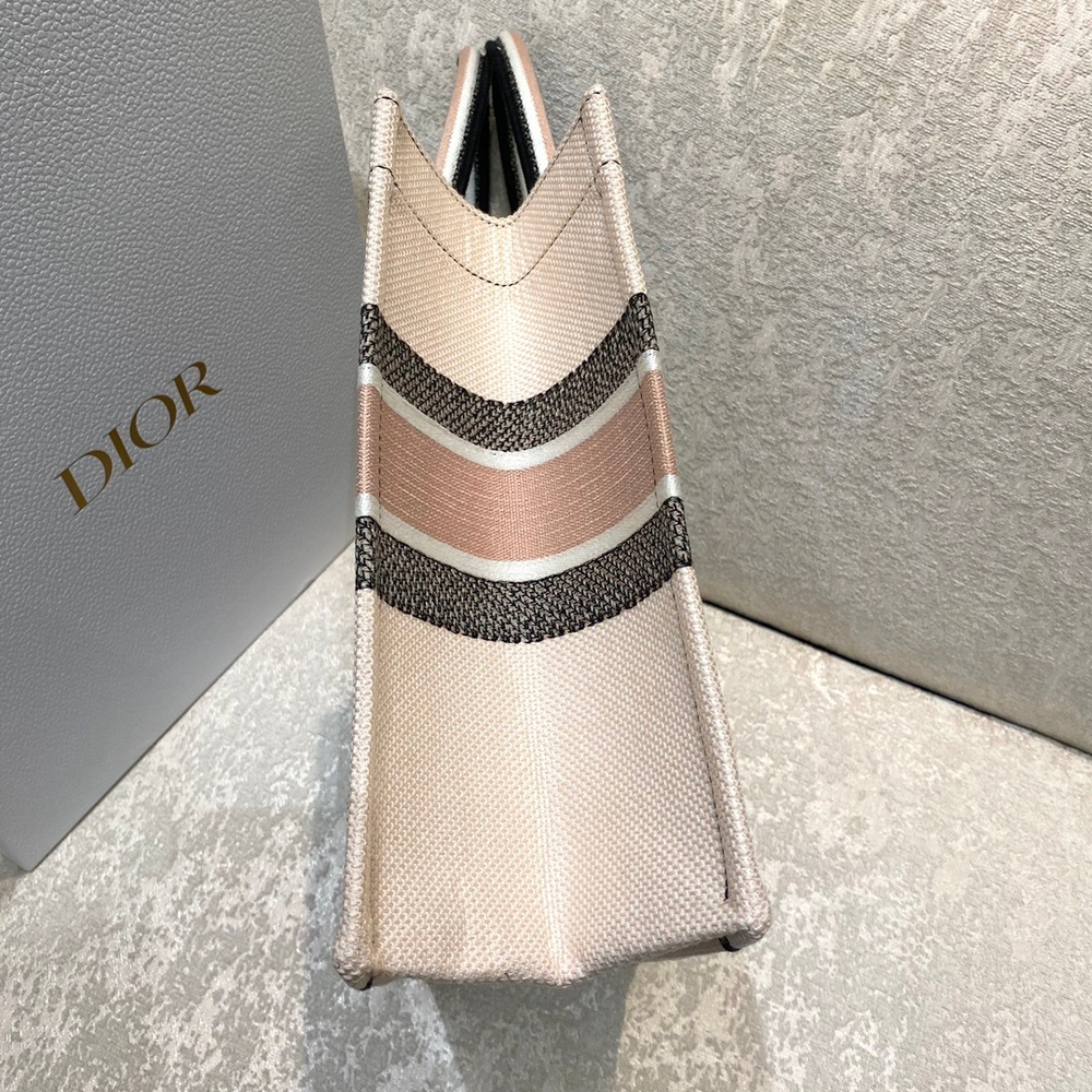 Christian Dior Book Tote 36 cm