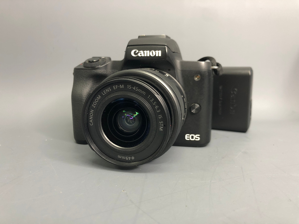 Canon M50 Kit 15-45mm IS STM