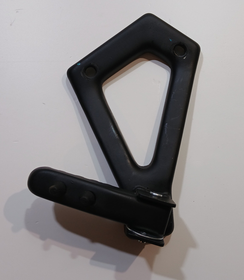 Подножка пассажира правая Мотоцикл Ataki Carrera 300