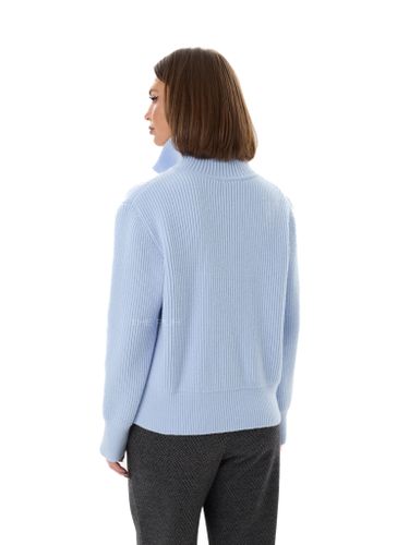 Голубой кардиган в рубчик на пуговицах