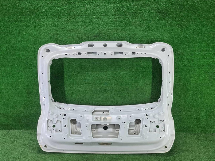 Крышка багажника Genesis GV80 (2020-н.в.)