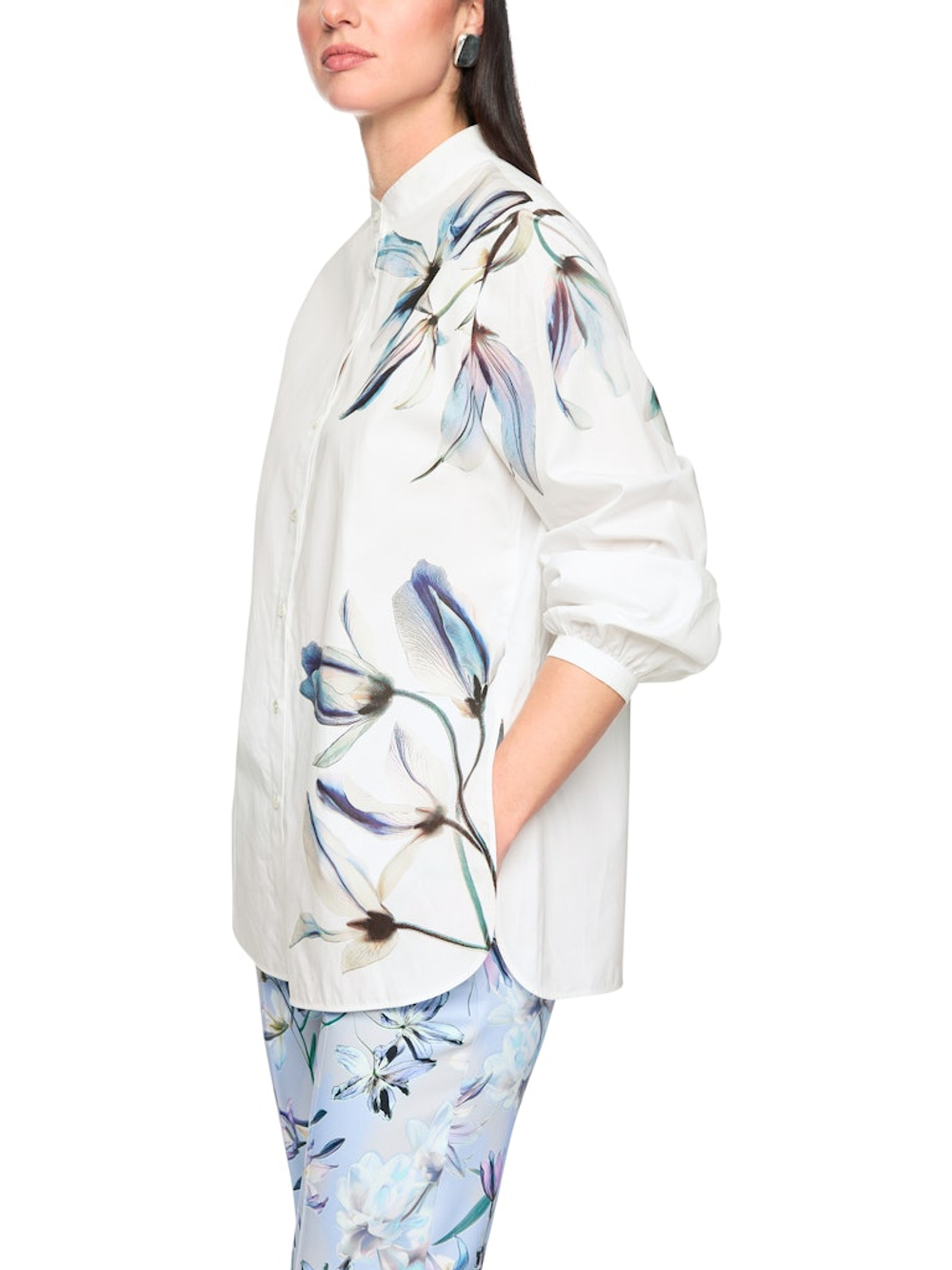 AC 51.28 W82   блуза