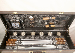 Набор подарочный для пикника «Гусарский» на 6 персон в кейсе