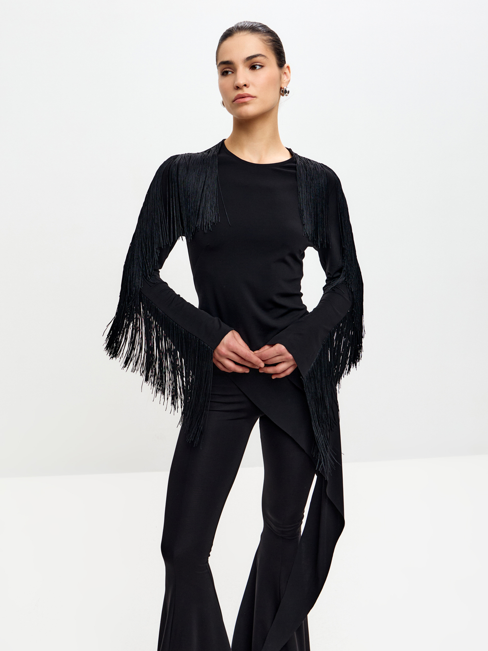 Лонгслив с бахромой