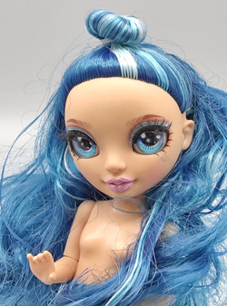 Кукла Rainbow High Скайлер Брэдшоу - Средняя Школа 0272