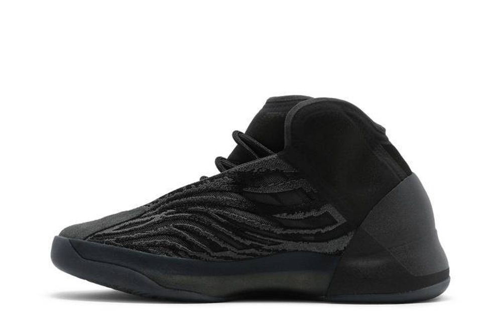 Кроссовки Adidas Originals Yeezy Qntm "Onyx"