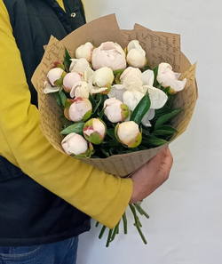 Букет пионов Нежность