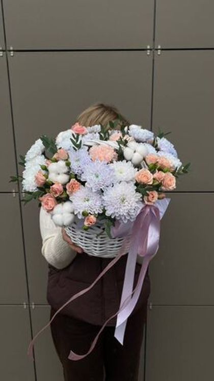 Цветы в корзине Таинственное очарование
