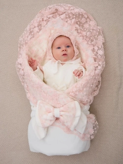 Конверт на выписку новорожденного весна