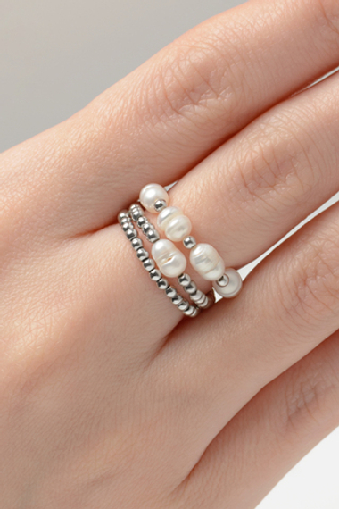 Наборное кольцо из серебра и натурального жемчуга