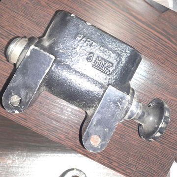 Цилиндр гидравлический прямой сварной BOURGAULT