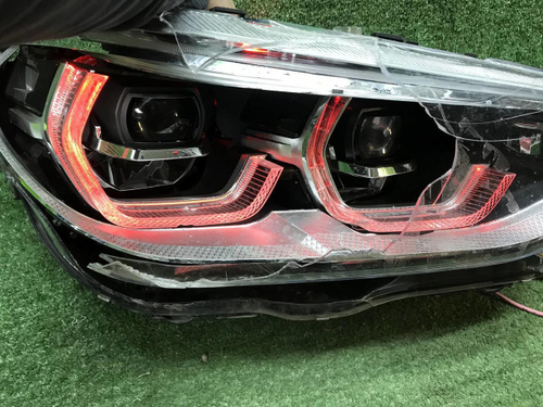 Битая Фара правая BMW X3 G01 (17-21) Adaptive LED
