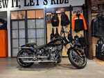 Harley-Davidson BREAKOUT 117 (Vivid Black) с НДС
