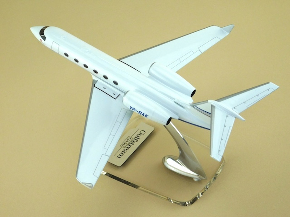 Модель самолёта Gulfstream 450 (М1:100)