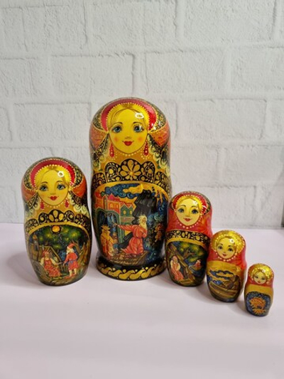 Матрешка 18см "Сказка о рыбаке и рыбке" 5 мест