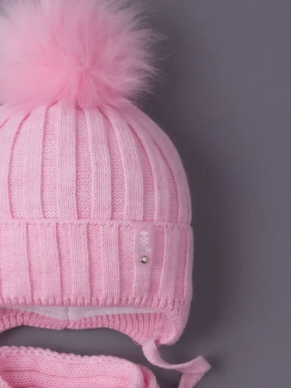 Шапка для девочки зимняя вязаная и шарф