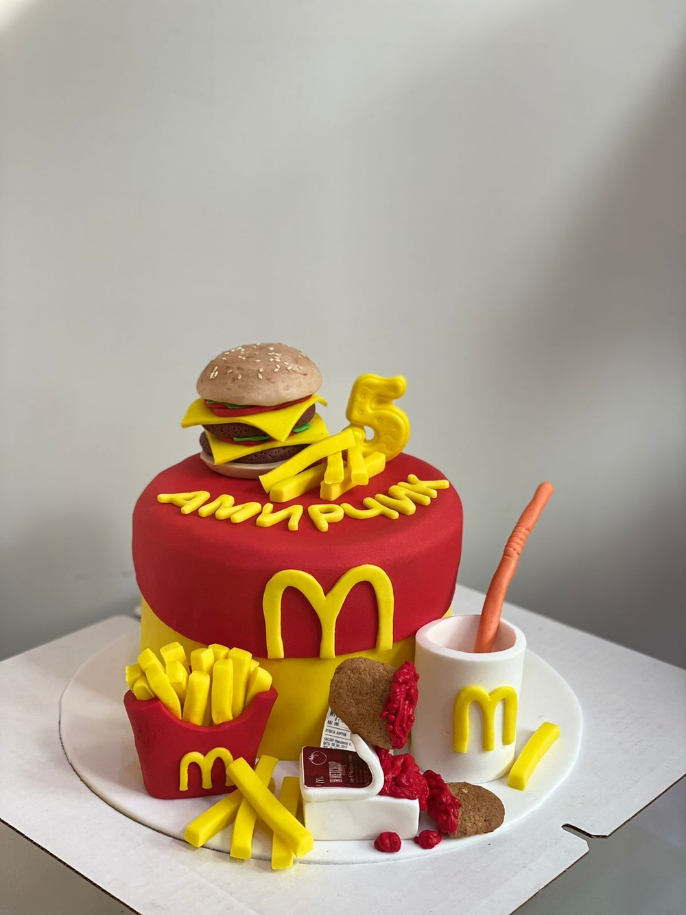Торт бургер, Макдональдс, фастфут, картошка  фри,  McDonalds, fast food,  еда, гурману, повару
