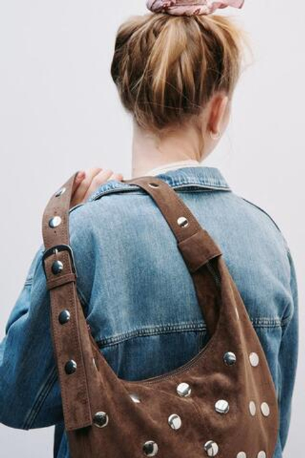 ZARA СУМКА С ЗАКЛЕПКАМИ, КОРИЧНЕВЫЙ