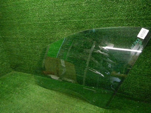 Стекло двери переднее левое BMW 5er F07 GT (2009-2017)