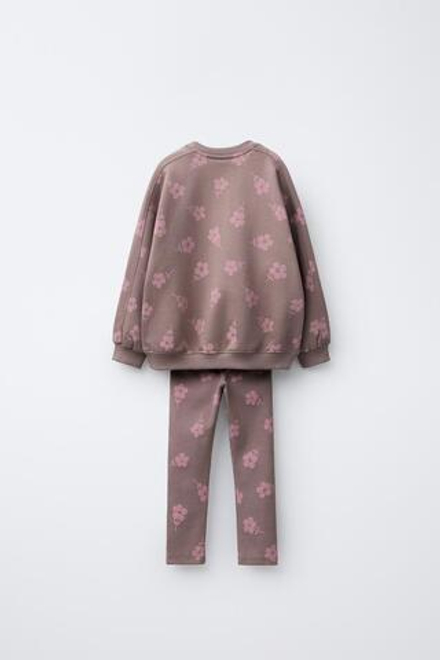 ZARA КОМПЛЕКТ ИЗ ТОЛСТОВКИ И ЛЕГИНСОВ С ЦВЕТОЧНЫМ ПРИНТОМ, РОЗОВАТЫЙ