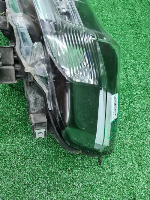 Битая Фара левая Land Cruiser 200 15-21 LED Black