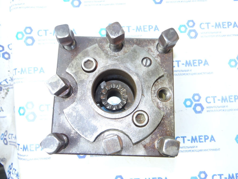 Резцедержатель 150х150х85мм (следы экспл)