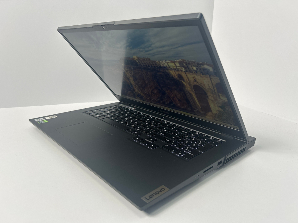 Ноутбук Lenovo Legion 5-17IMH05H (81Y800A6RK) 17,3"/Intel Core i7 10750H/RAM 16GB/SSD 512GB/GeForce RTX 2060/1920x1080/IPS 144Hz/DOS/Подсветка кл-ры LED/Черный. Состояние: C1