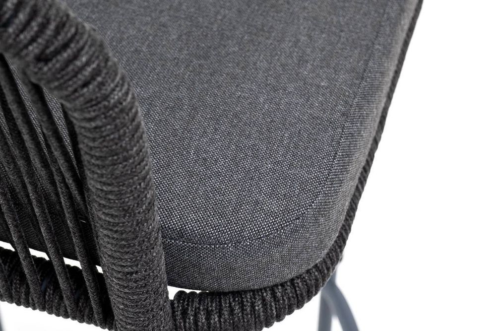 "Марсель" стул барный плетеный из роупа, каркас из стали серый (RAL7022) муар, роуп темно-серый круглый, ткань темно-серая 027