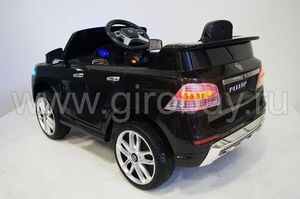 Детский электромобиль River Toys JAGUAR P111BP черный