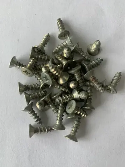 Шуруп 4 x 13 мм 220 шт. 0.219 кг.