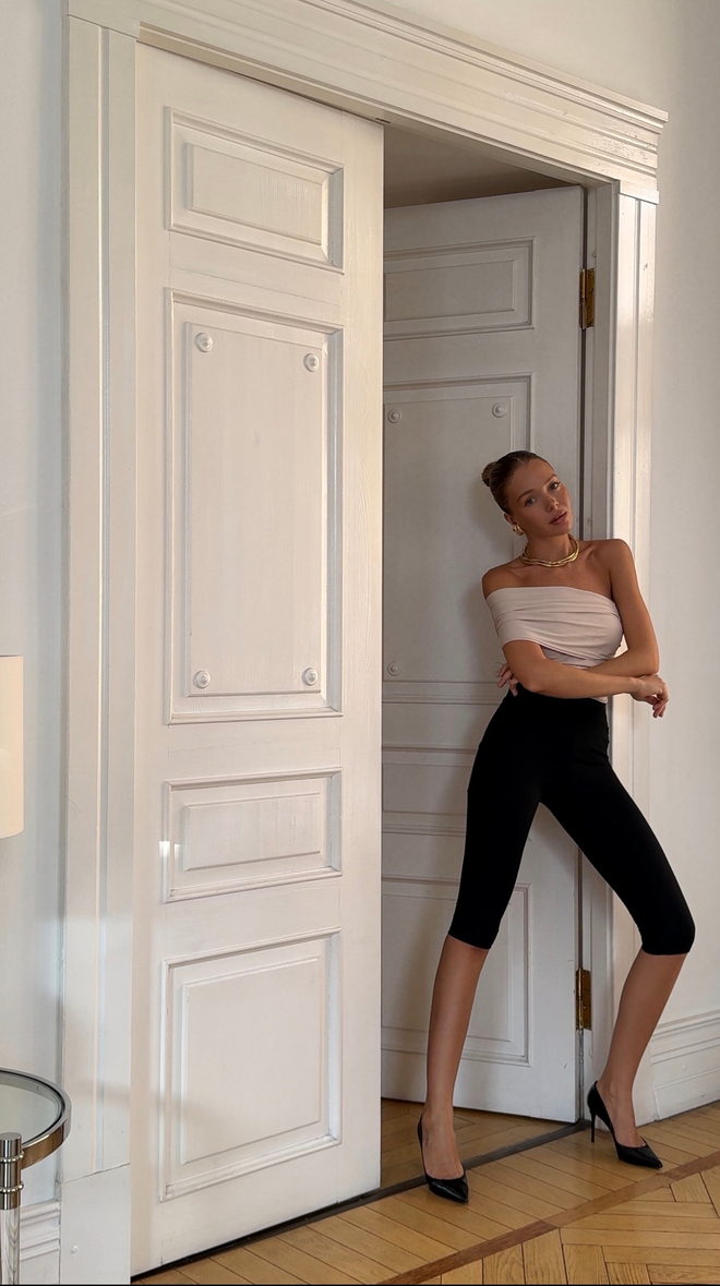 Боди asymmetrical — Light greige