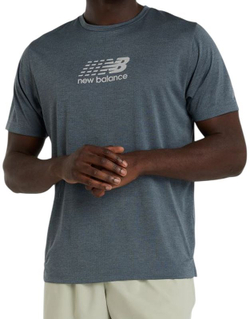 Мужская теннисная футболка New Balance Athletics Run Reflective Graphic - серый