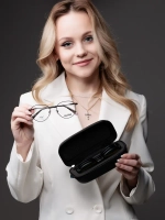 Солнцезащитные очки с футляром и накладками 4в1