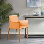 Стул с подлокотниками Barrie, кожа camel