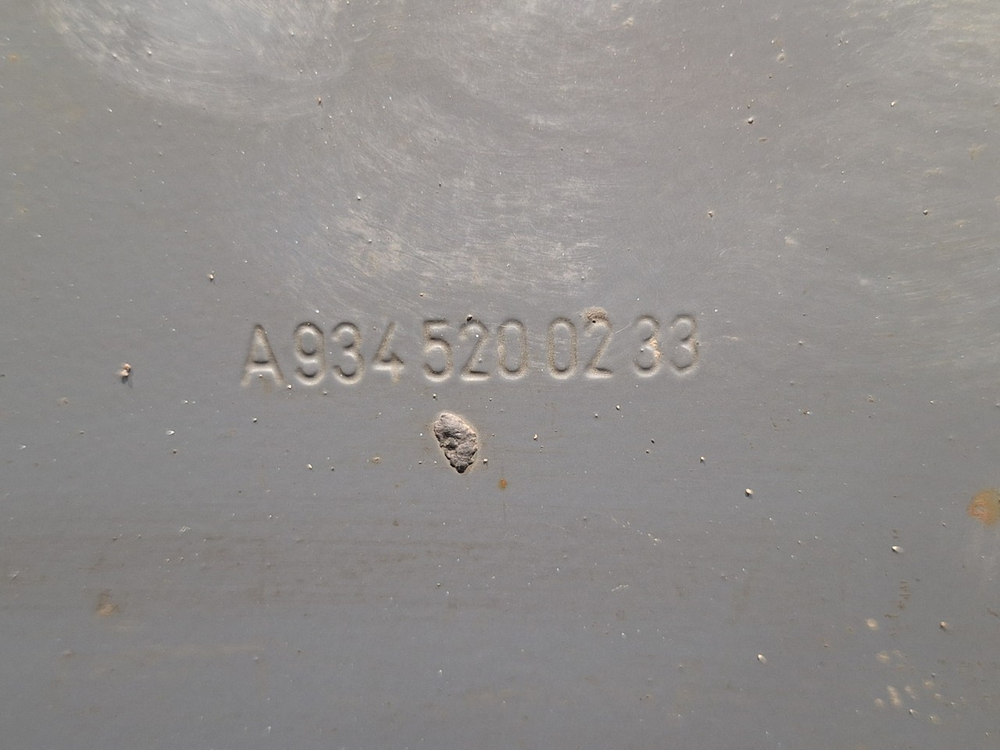 Кронштейн крыла переднего левого 2018г.