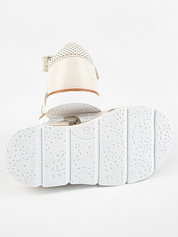 Сандалии летние