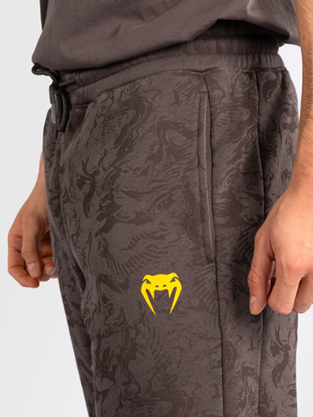 Брюки спортивные UFC Fusion by Venum Fight Week Print Dark Brown